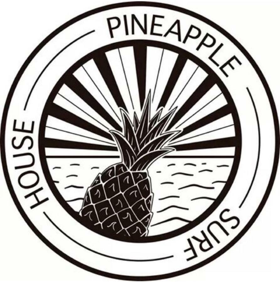 Pineapple Surf House Hostel Atouguia Da Baleia Bagian luar foto